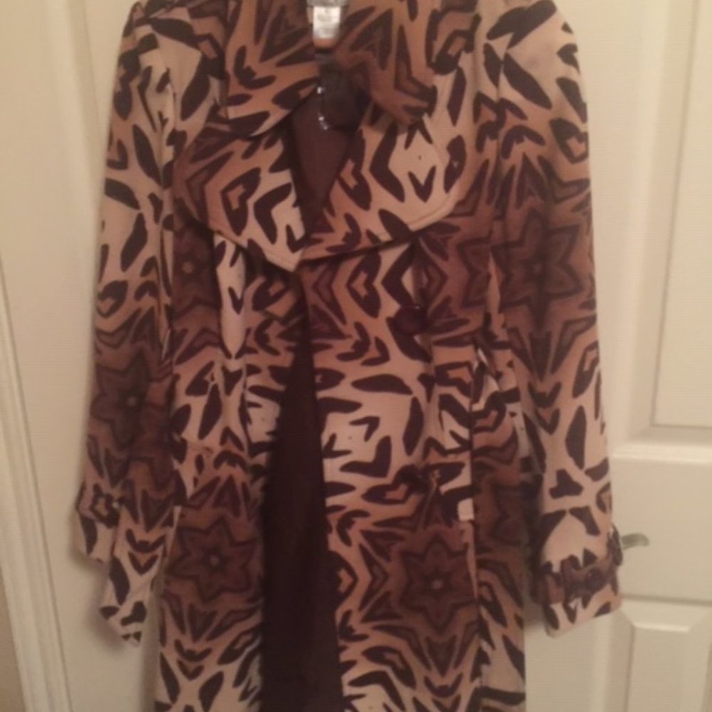 Alberto Makali coat, NWT, Size 6.